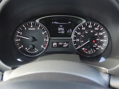 Used 2014 Nissan Altima 2.5 S FWD image 26