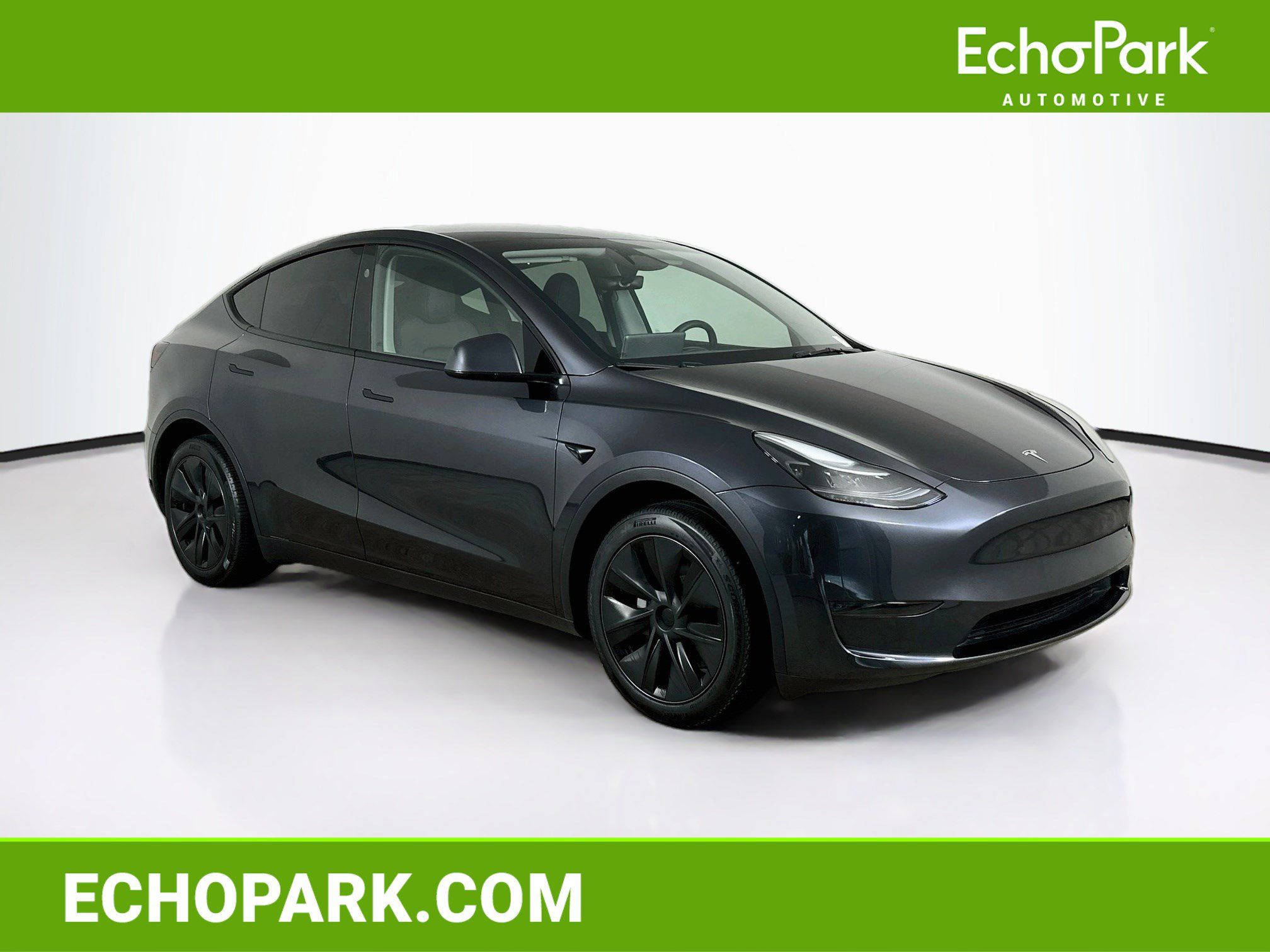 Used 2025 Tesla Model Y Long Range RWD image 1