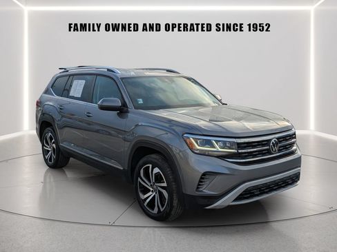 Used 2023 Volkswagen Atlas SEL AWD/4WD image 6