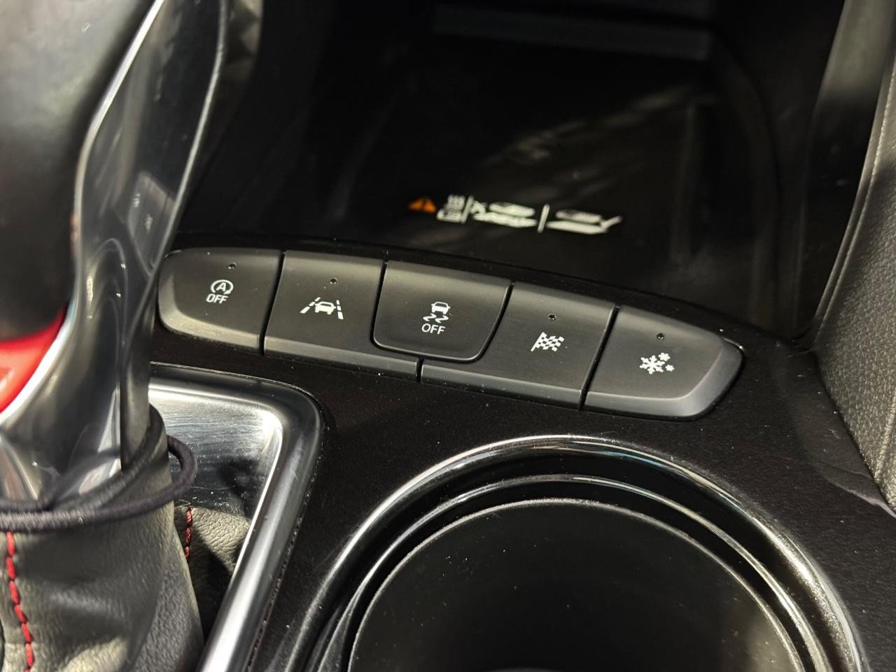Used 2021 Chevrolet TrailBlazer RS w/ Sun and Liftgate Package FWD image 24