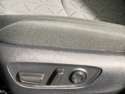 Used 2025 Toyota RAV4 XLE image 15