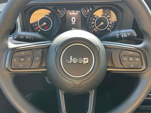 New 2026 Jeep Gladiator Sport image 10