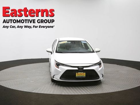 Used 2020 Toyota Corolla LE image 51