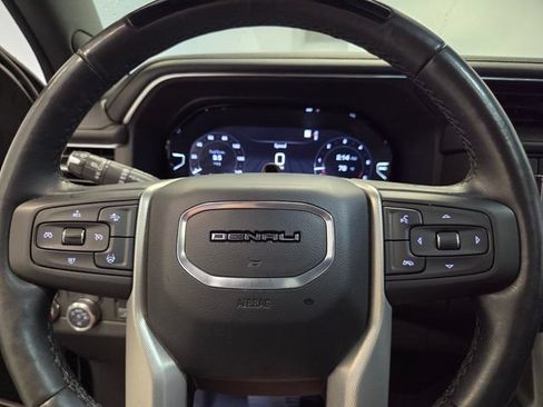 Used 2023 GMC Yukon XL Denali w/ Denali Reserve Package AWD/4WD image 23