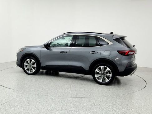 Used 2023 Ford Escape Platinum w/ Premium Technology Package image 7