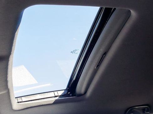 Used 2022 Honda Ridgeline Black Edition image 21