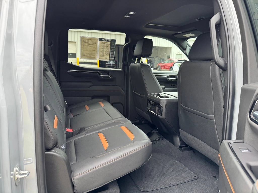 Certified 2024 GMC Sierra 1500 AT4 w/ Technology Package AWD/4WD image 31