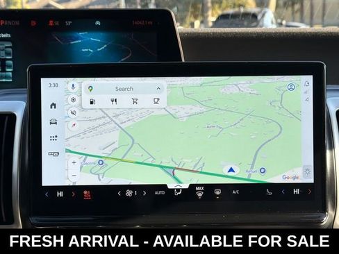 Used 2025 Ford Expedition Active image 14