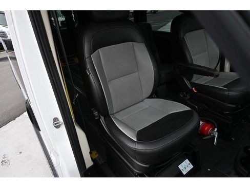 Used 2015 RAM ProMaster 2500 w/ Interior Convenience Group FWD image 16