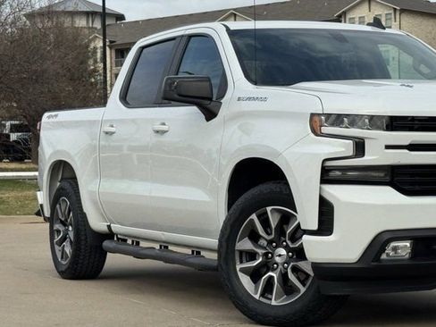 Used 2021 Chevrolet Silverado 1500 RST image 3