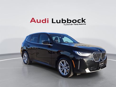 Used 2025 BMW X3 xDrive30i image 2