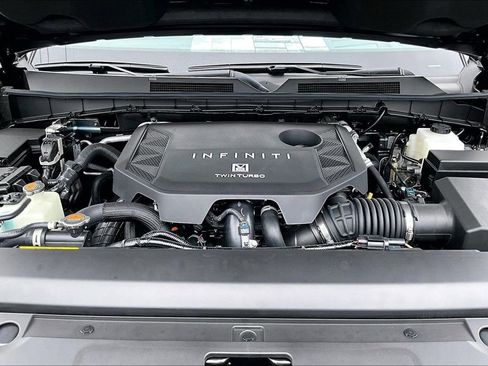 New 2026 INFINITI QX80 Luxe RWD image 16