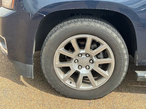 Used 2017 GMC Yukon Denali image 22