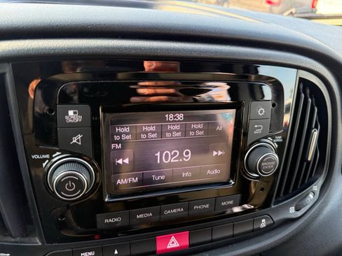Used 2021 RAM ProMaster City Tradesman FWD image 21