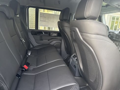 Used 2025 INEOS Grenadier Station Wagon AWD/4WD image 30