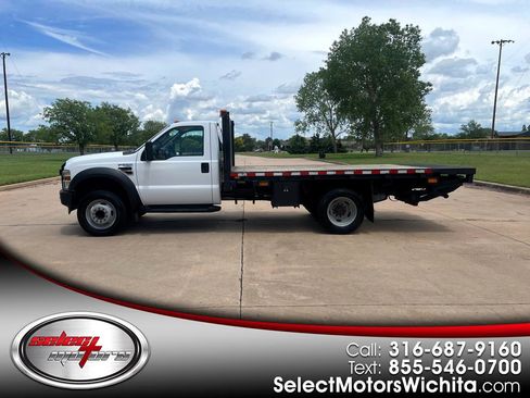 Used 2009 Ford F550 2WD Regular Cab Super Duty image 1