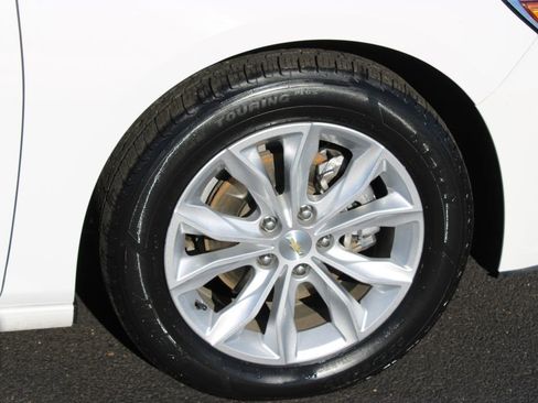 Used 2024 Chevrolet Malibu LT image 47