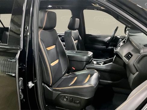 Used 2023 GMC Yukon XL AT4 image 15