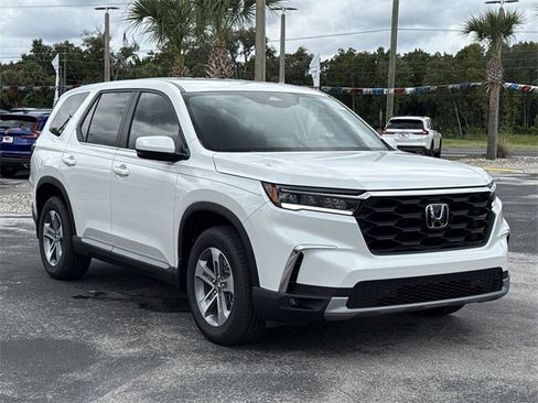 New 2025 Honda Pilot EX-L image 2