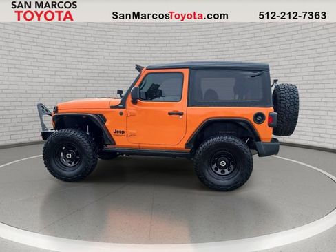 Used 2025 Jeep Wrangler Sport image 8
