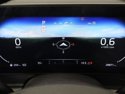 Used 2023 Kia Sportage SX image 11