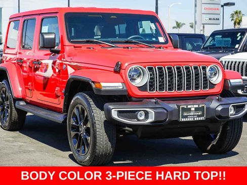 Used 2025 Jeep Wrangler Sahara image 3