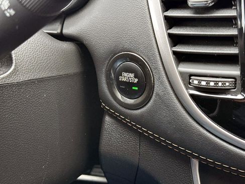 Certified 2022 Chevrolet Trax LT w/ Driver Confidence Package image 28