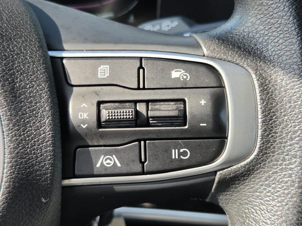Used 2023 Kia Sportage LX FWD image 21