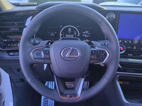 New 2026 Lexus TX 500h AWD image 18