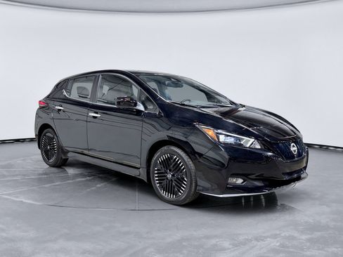 Used 2024 Nissan Leaf SV Plus FWD image 4