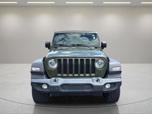 Used 2020 Jeep Wrangler Sport AWD/4WD image 2