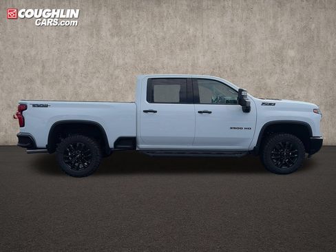 New 2026 Chevrolet Silverado 3500 LTZ w/ LTZ Plus Package AWD/4WD image 8