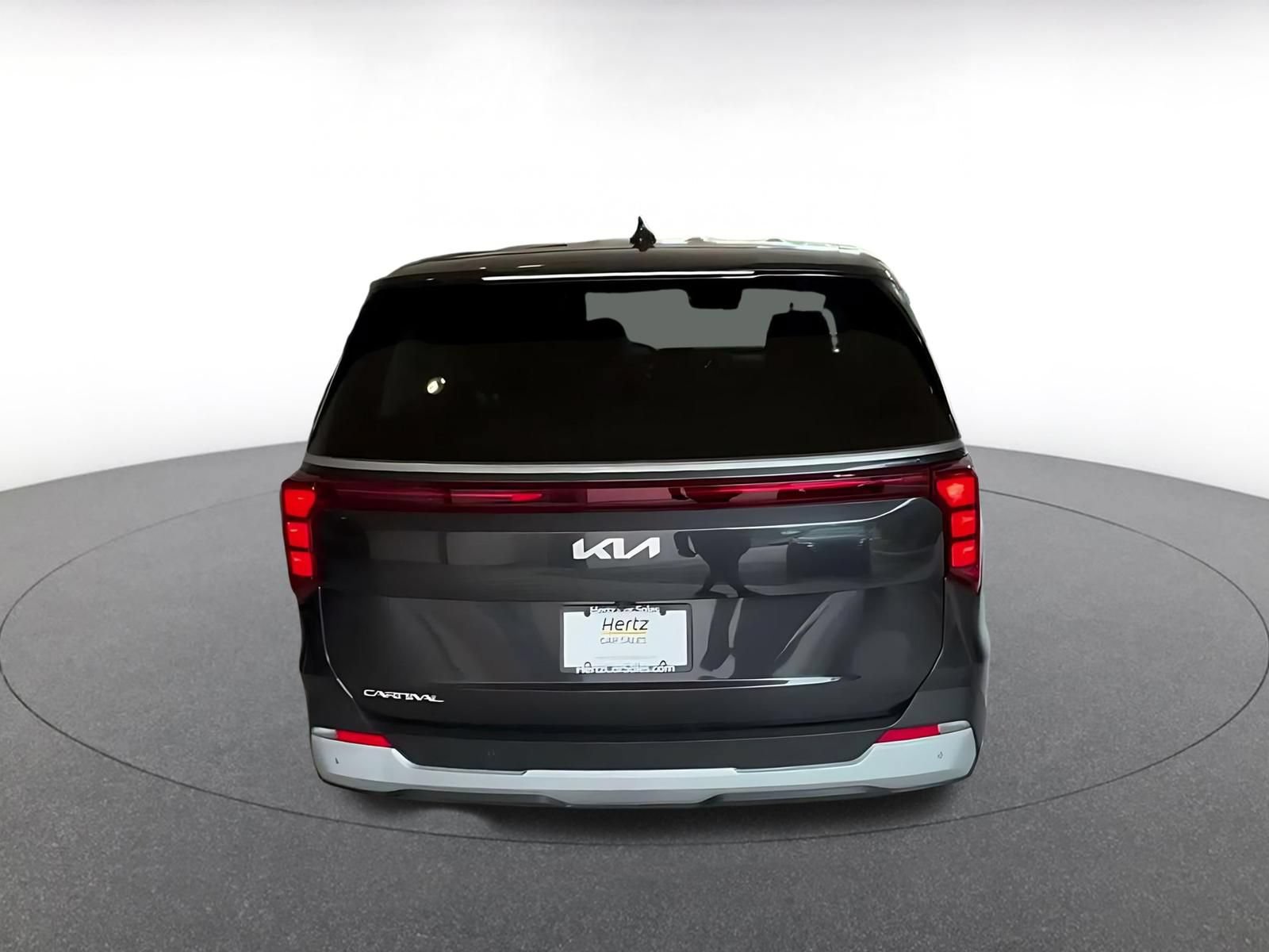 Used 2026 Kia Carnival FWD image 10