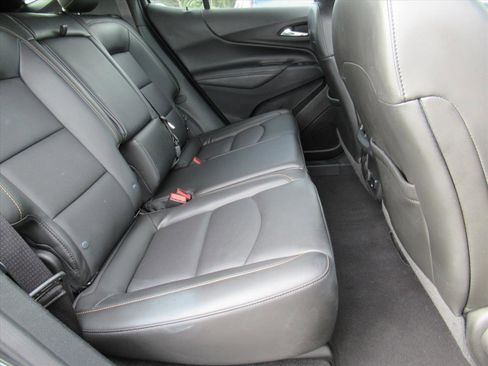 Used 2018 Chevrolet Equinox Premier image 28