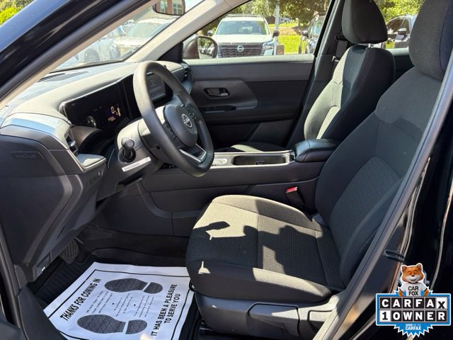 Used 2025 Nissan Kicks S FWD image 11