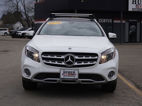 Used 2018 Mercedes-Benz GLA 250 4MATIC image 2