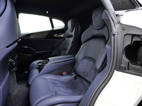 Certified 2024 Ferrari Purosangue image 17