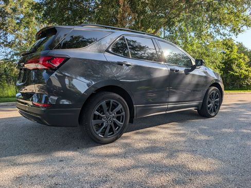 Used 2022 Chevrolet Equinox RS AWD/4WD image 9