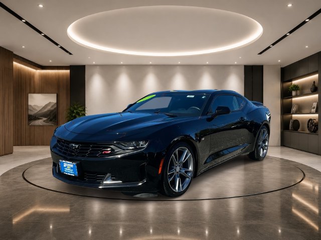 Used 2022 Chevrolet Camaro LT w/ RS Package RWD image 2