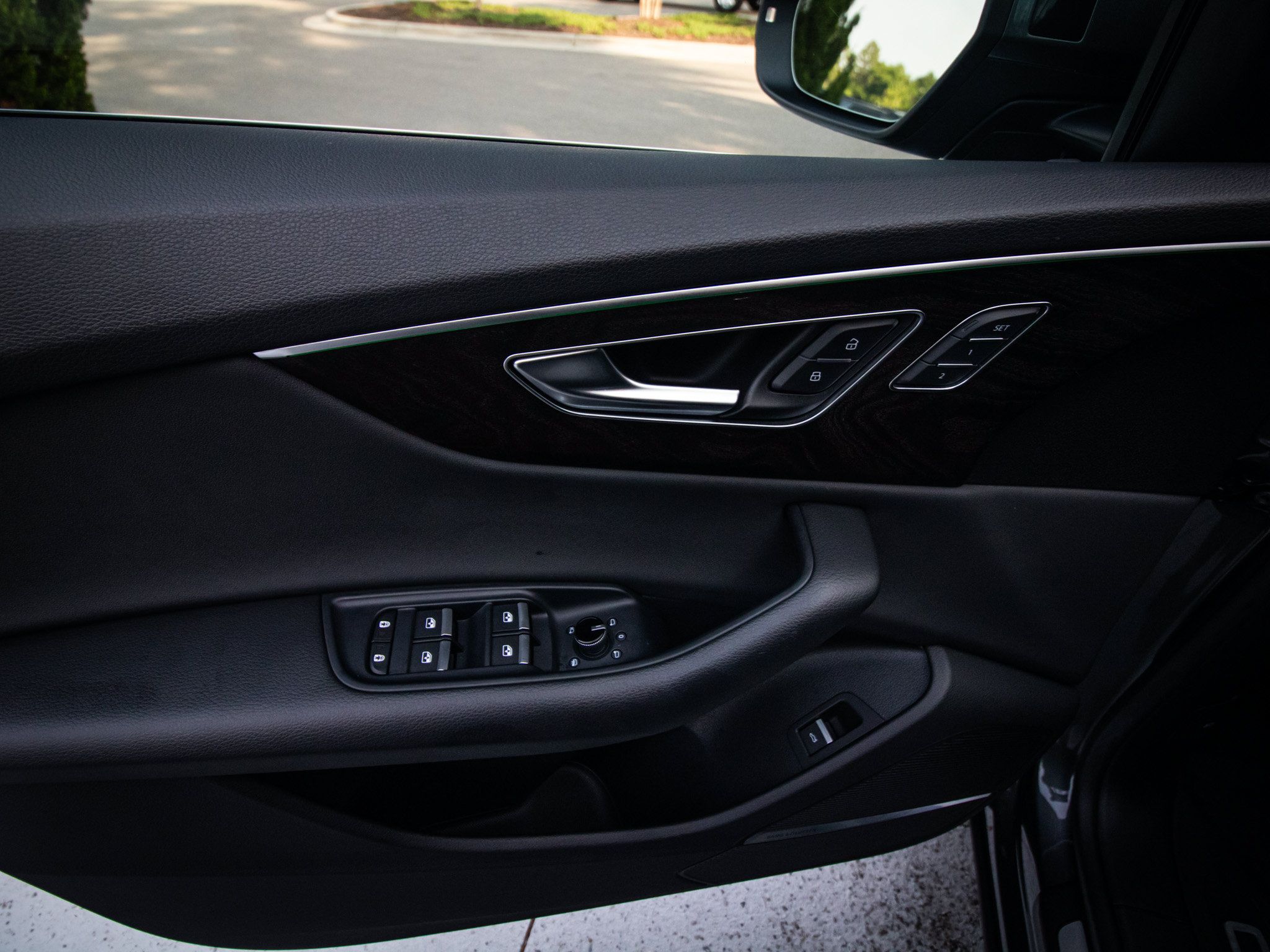 Used 2021 Audi Q8 Premium Plus AWD/4WD image 15