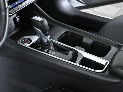 Used 2020 Nissan Sentra SV image 21