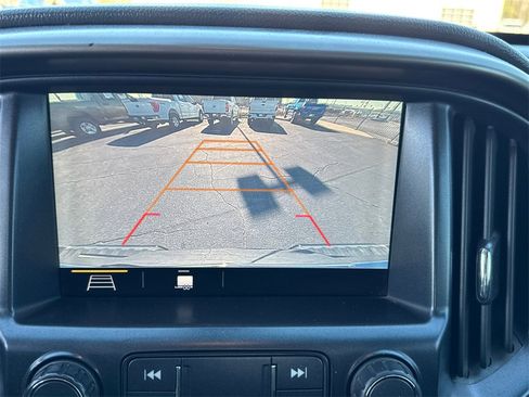 Used 2019 Chevrolet Colorado Z71 w/ Z71 Midnight Edition image 31