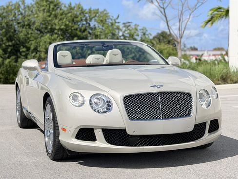 Used 2012 Bentley Continental GT w/ Convenience Specification Pkg image 25