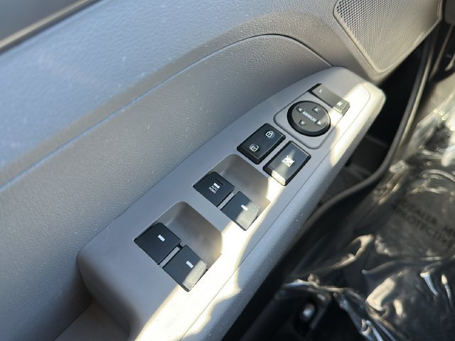 Used 2020 Hyundai Elantra SE FWD image 33