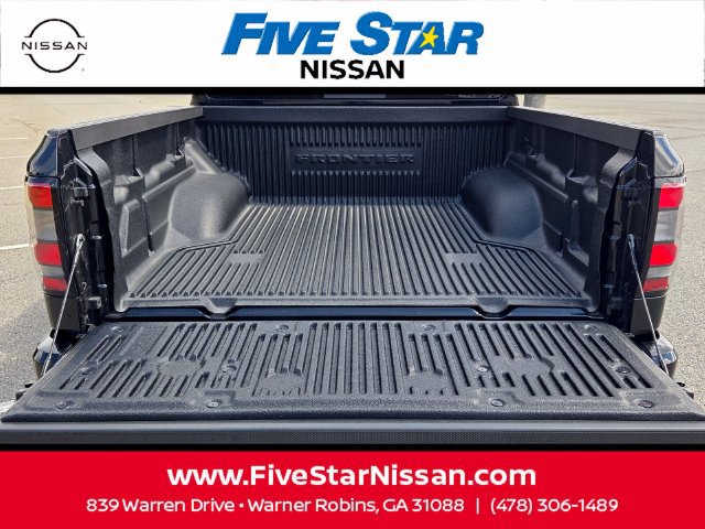Used 2026 Nissan Frontier SV w/ All-Weather Content Package RWD image 11