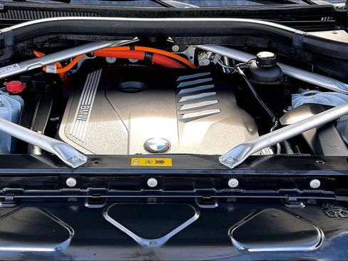 Certified 2023 BMW X5 xDrive45e w/ Executive Package image 34