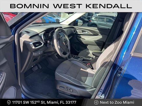Used 2023 Chevrolet TrailBlazer LT image 3