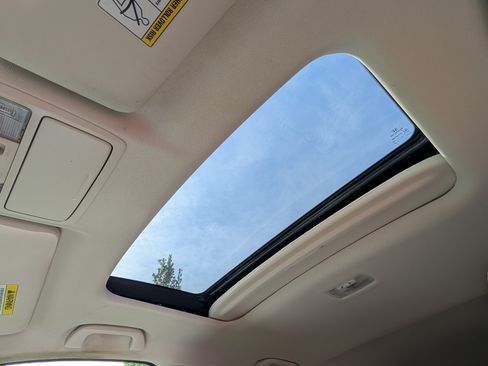 Used 2012 Honda CR-V EX-L image 32