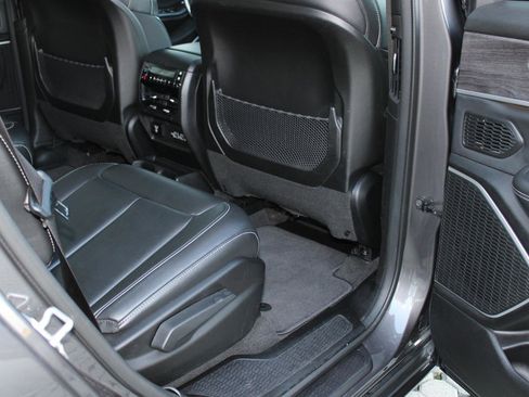 Used 2021 Jeep Grand Cherokee L Limited image 39