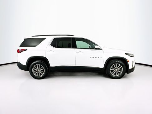 Used 2023 Chevrolet Traverse LT image 10